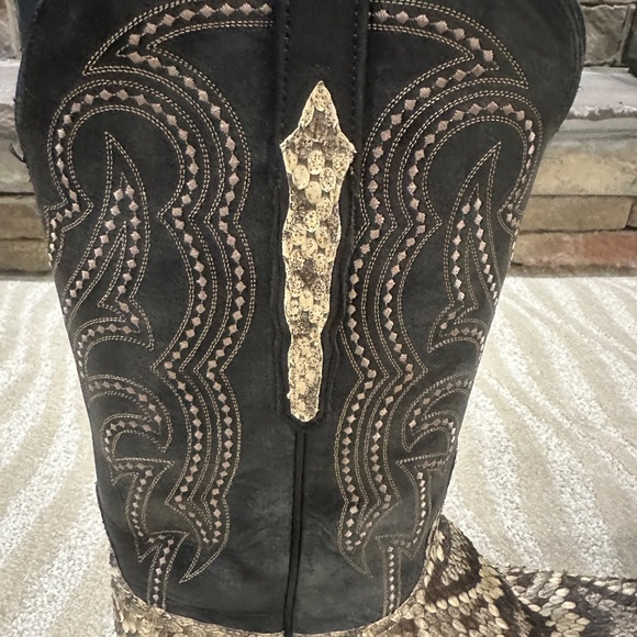 Lucchese Rattlesnake Boot....Great condition - Picture 11 of 11